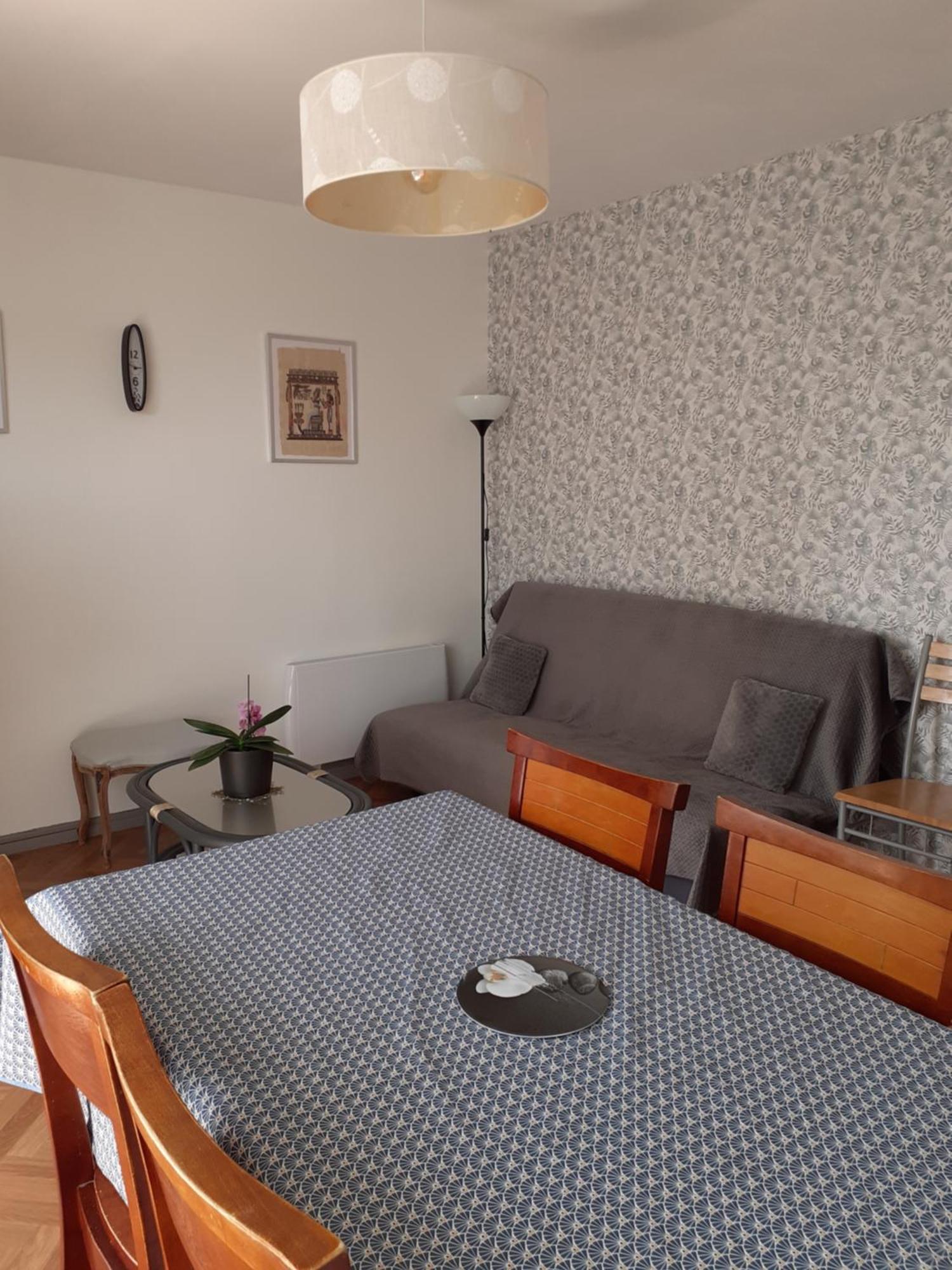 Appartement Pour Famille Amis Ou Colegue Cholet Exteriör bild